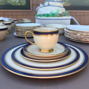 Lenox Jefferson China Dinnerware Set for 8 (47 pieces)
