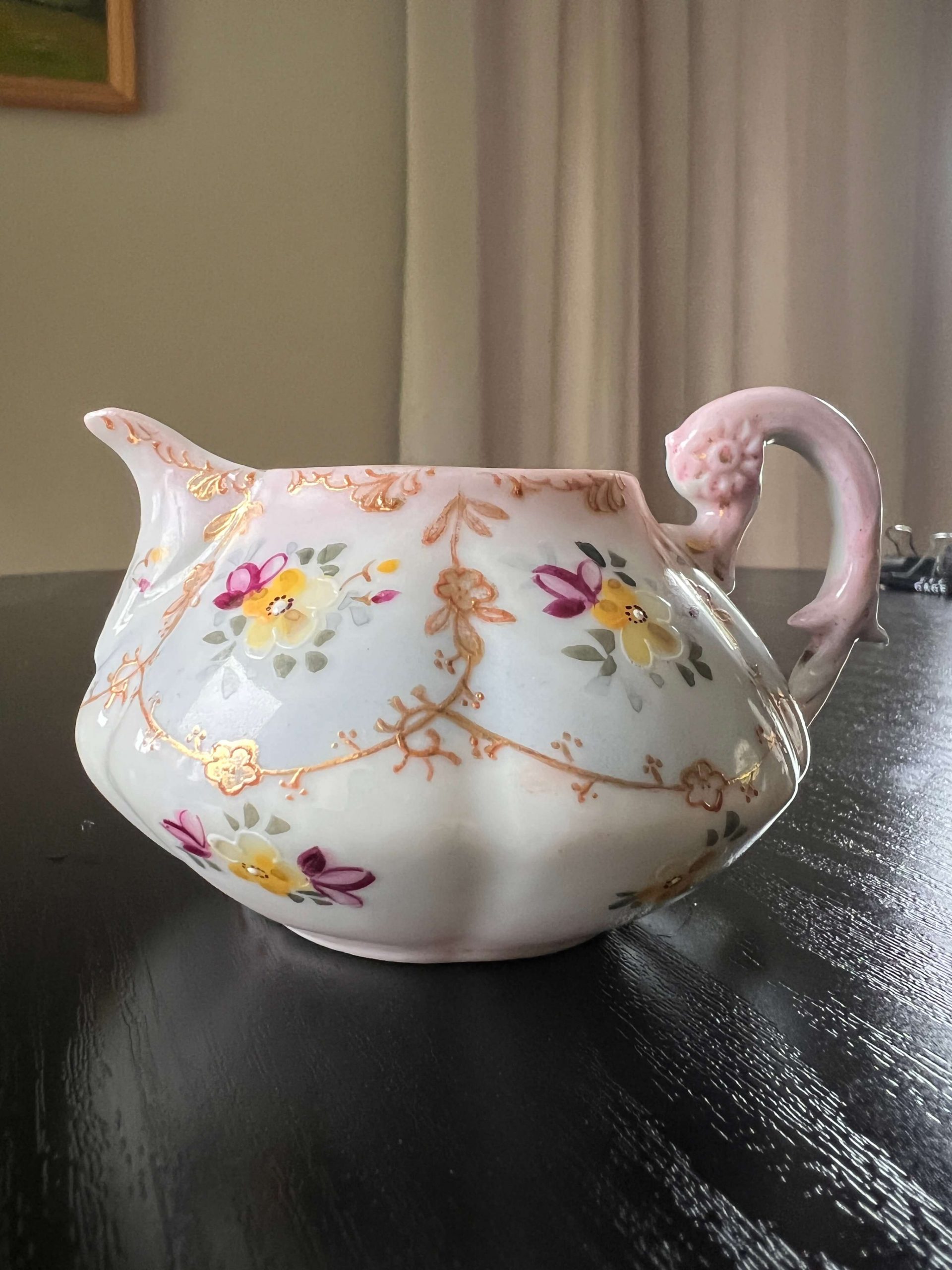 Porcelain Creamer - Dow Sie Cot Ure - Antique - Image 3
