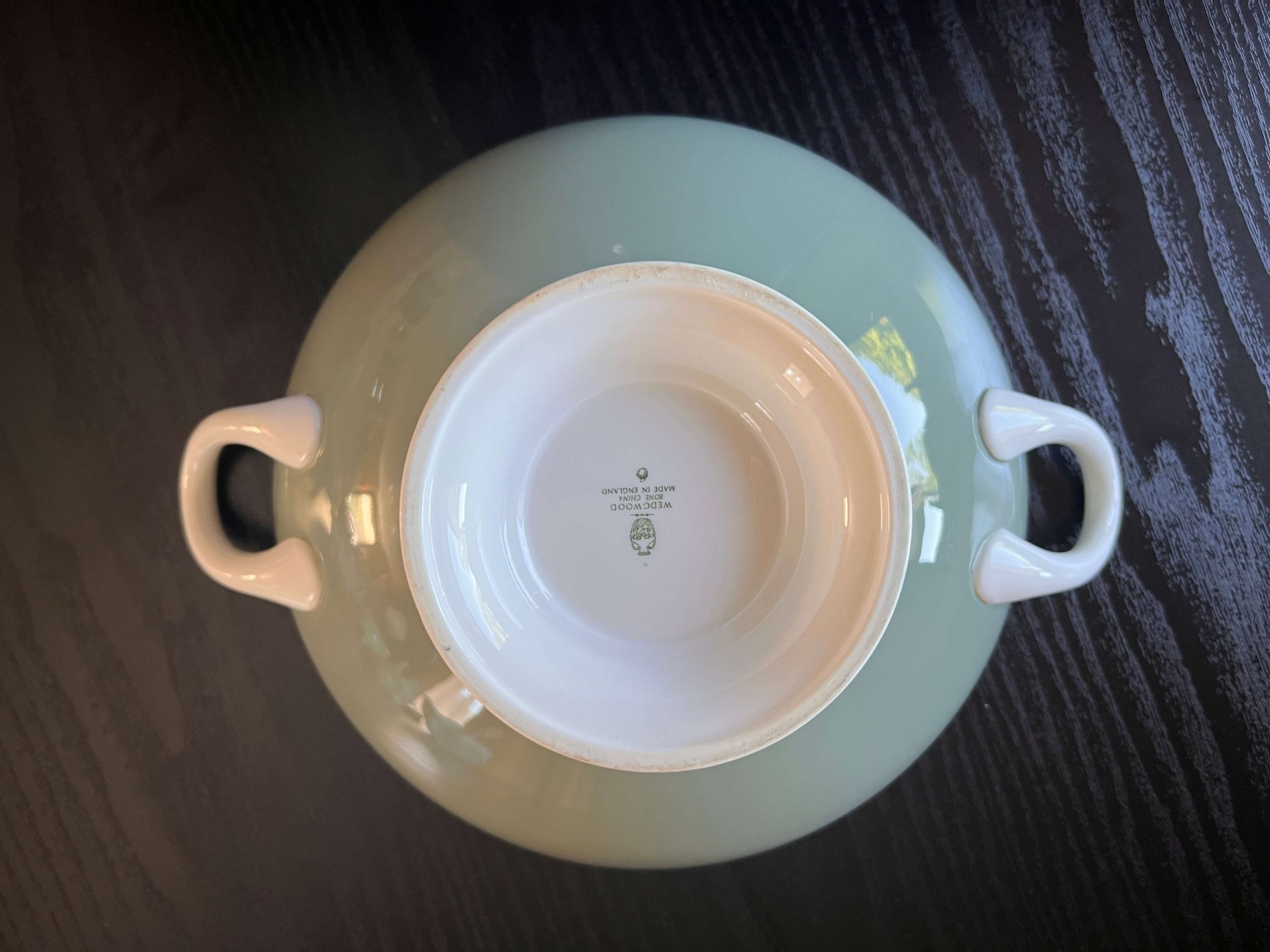 Wedgwood footed bowl with handles - RARE - Bone China - Vintage - Mid-century - Image 5