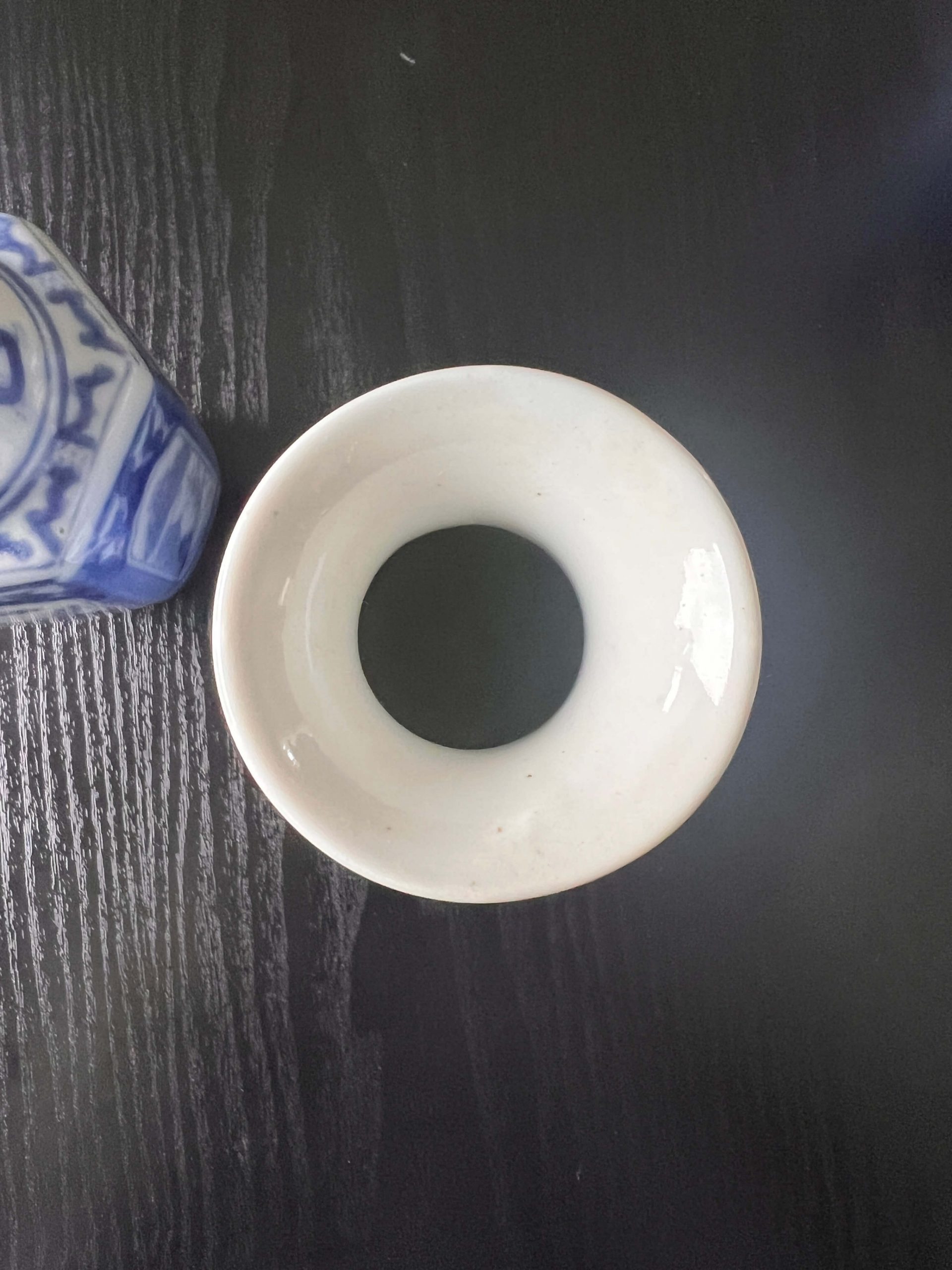 Vintage Blue & White Hexagonal Baluster Vases - 6" Pair - Image 4