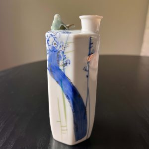 Japanese Whistling Bird Porcelain Sake Bottle (Uguisu Tokkuri)