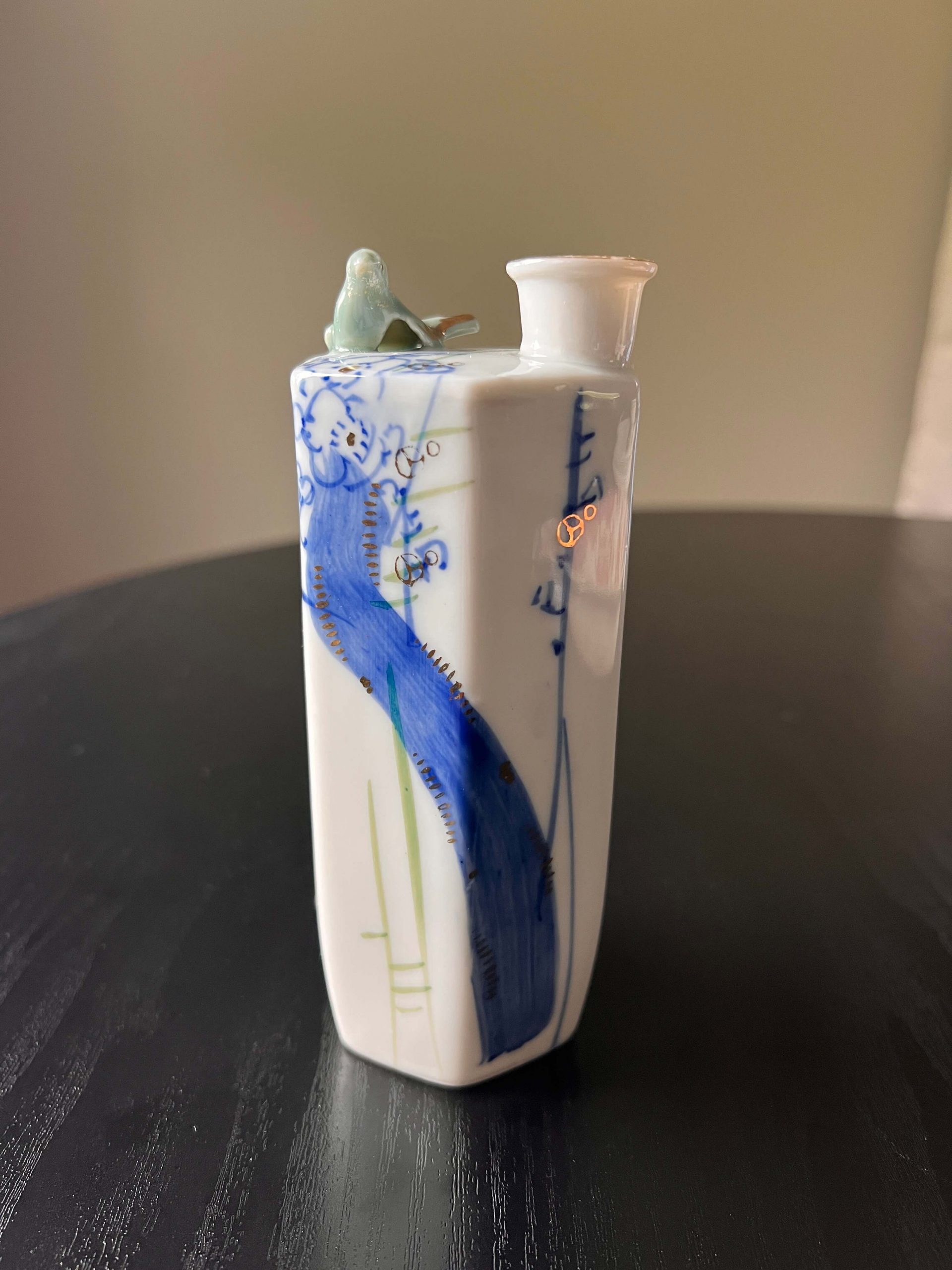 Japanese Whistling Bird Porcelain Sake Bottle (Uguisu Tokkuri)