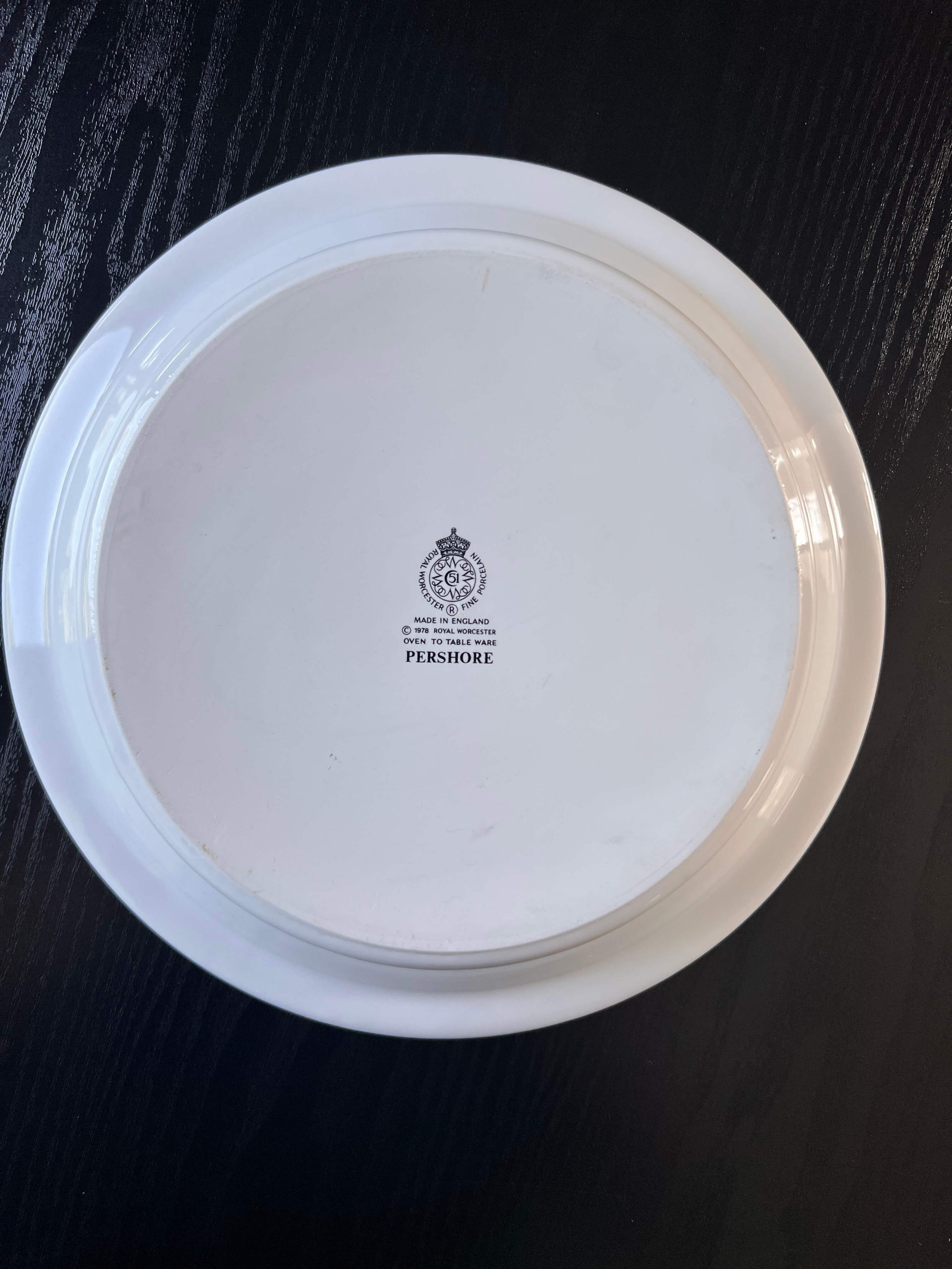 Vintage Royal Worcester Pershore 10.5" Round Pie Plate Dish Gold Rim 1978 England - Image 3